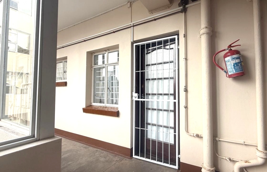 2 Bedroom Property for Sale in Humewood Eastern Cape